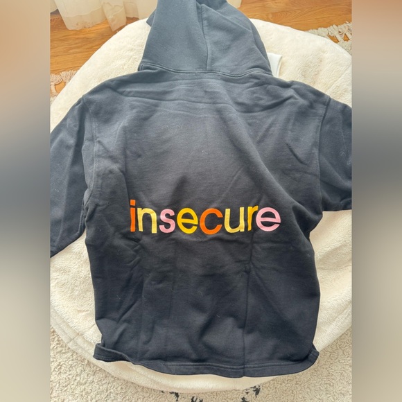 Mad Happy & HBO Collab Insecure - Picture 2 of 4